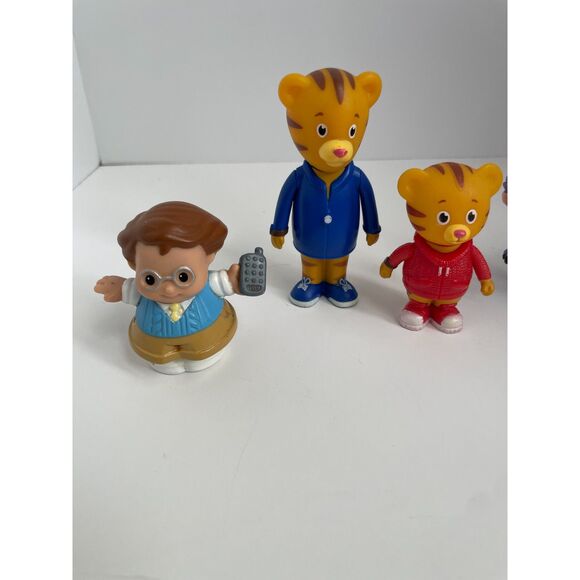 Miniature Toy Lot Daniel Tiger Flintstones Lion King Little People Unisex - Picture 3 of 6